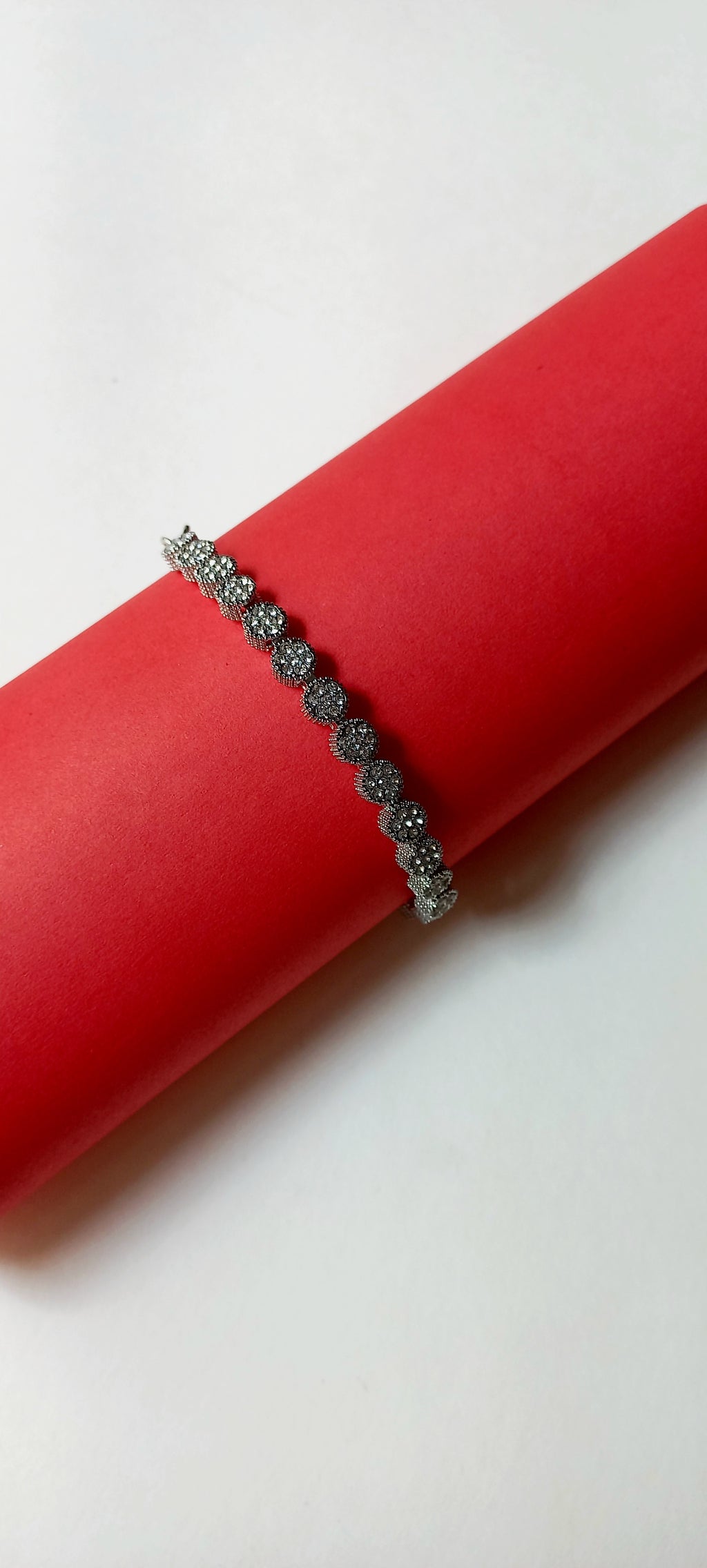 Luster Bracelet Adjustable