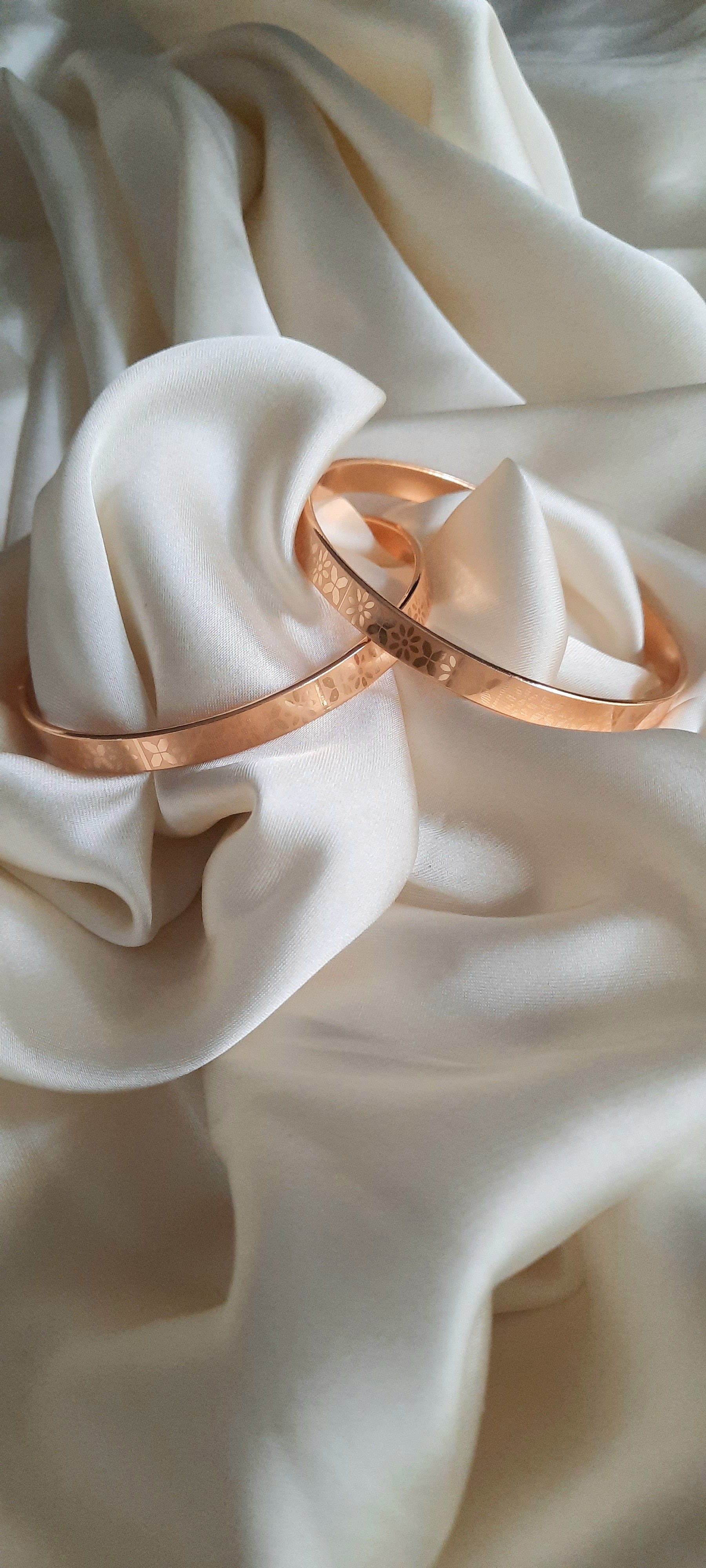 Pair Bangle - Golden