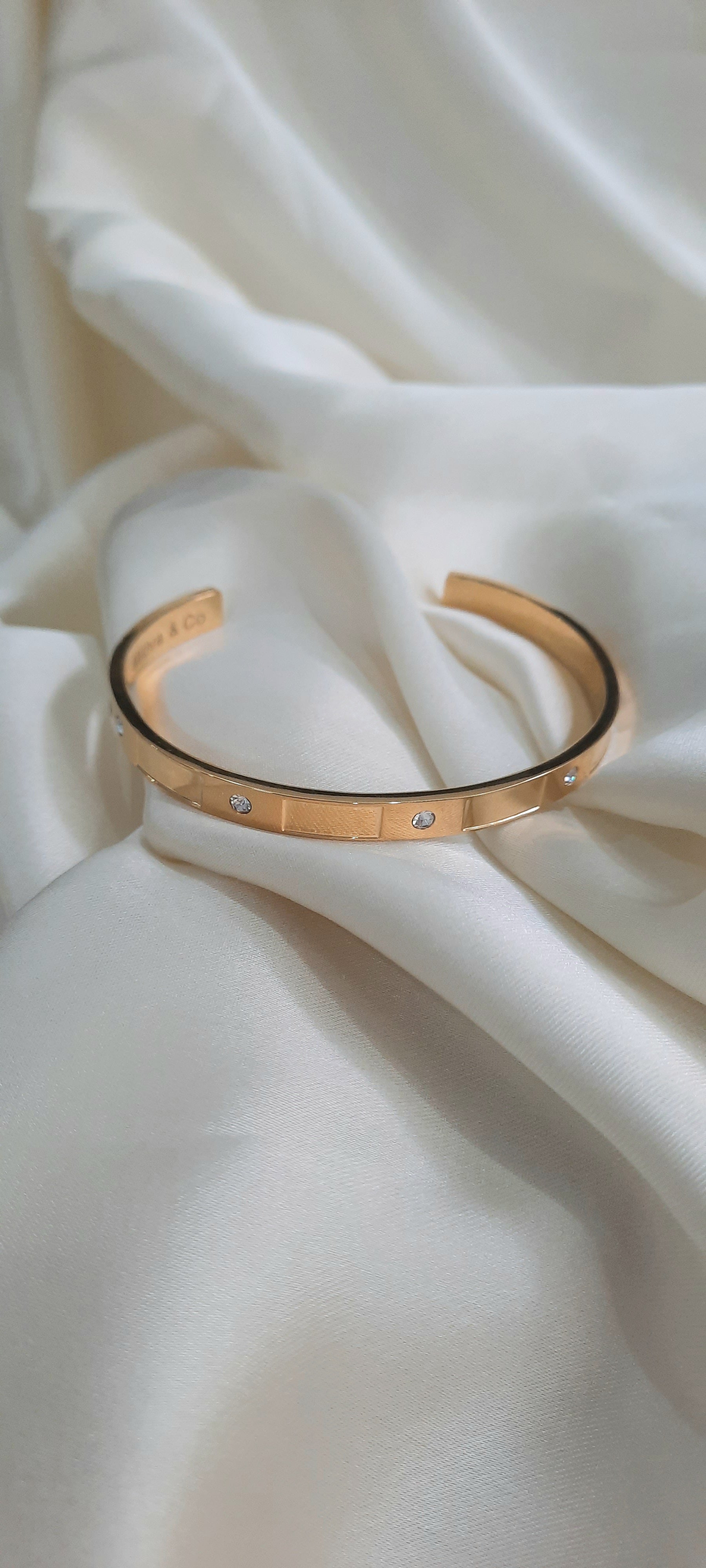 Mithra And Co Cuff Bangle