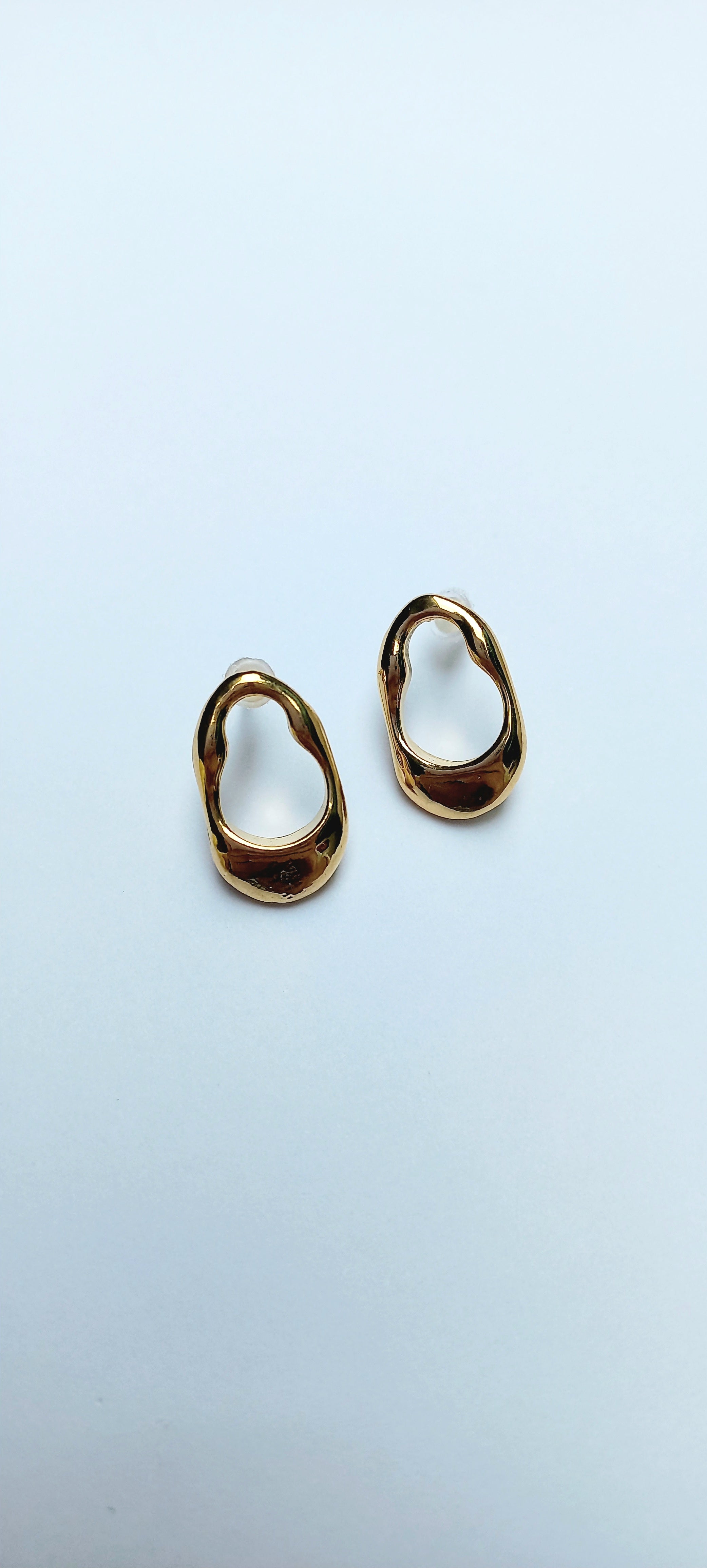 Bosta Earring -Golden
