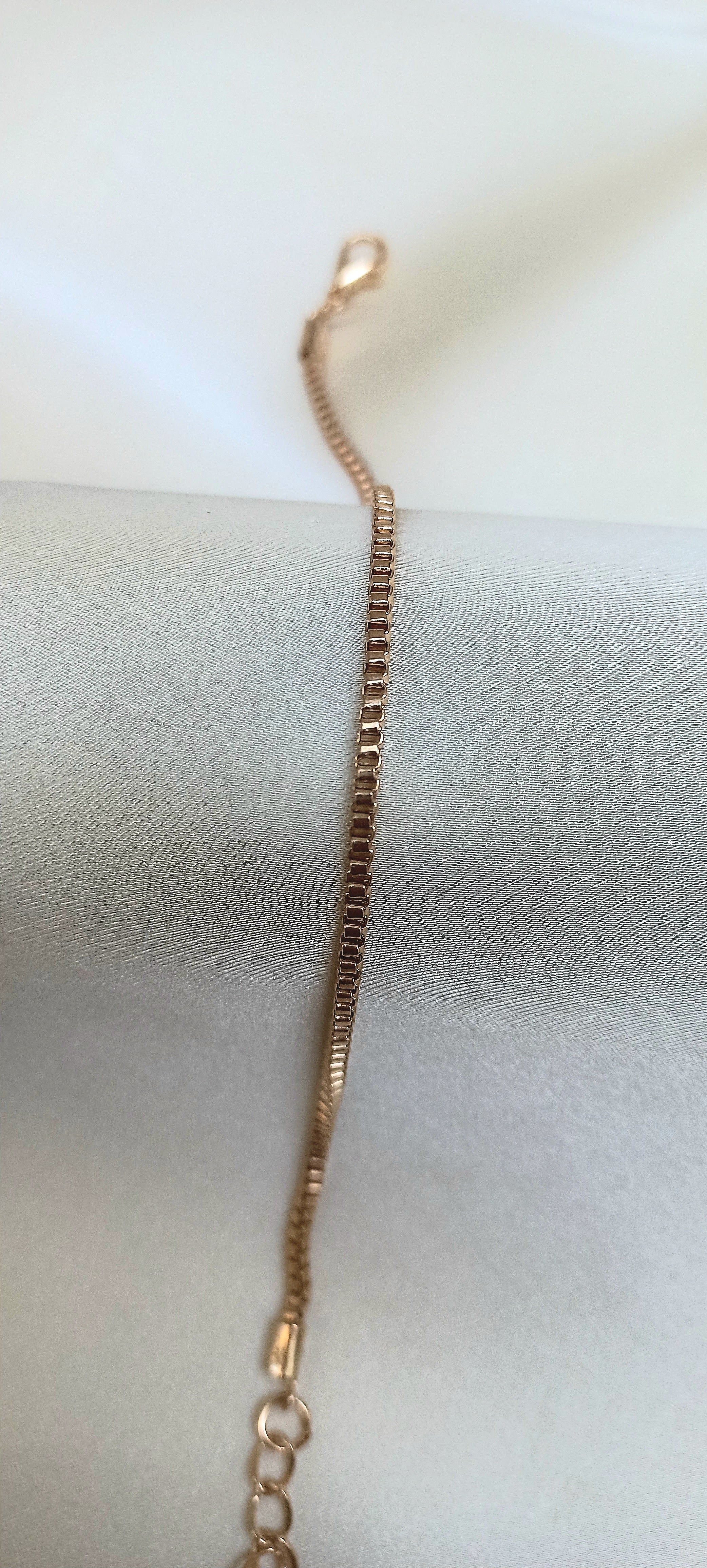 Box Chain Bracelet – Golden