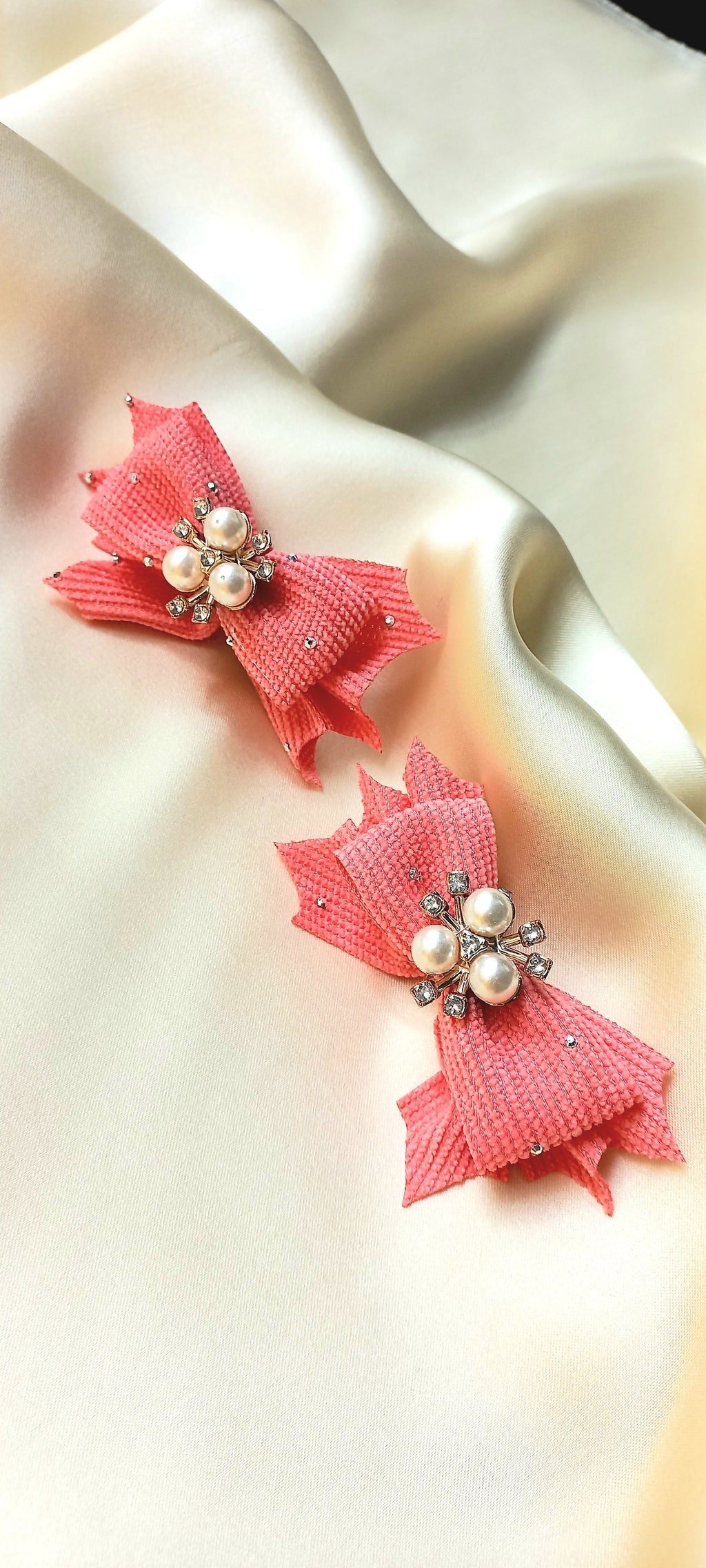 Bow hair clip