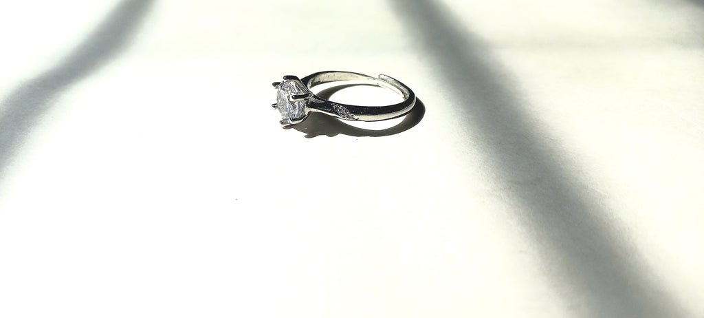 Solitaria Ring Adjustable