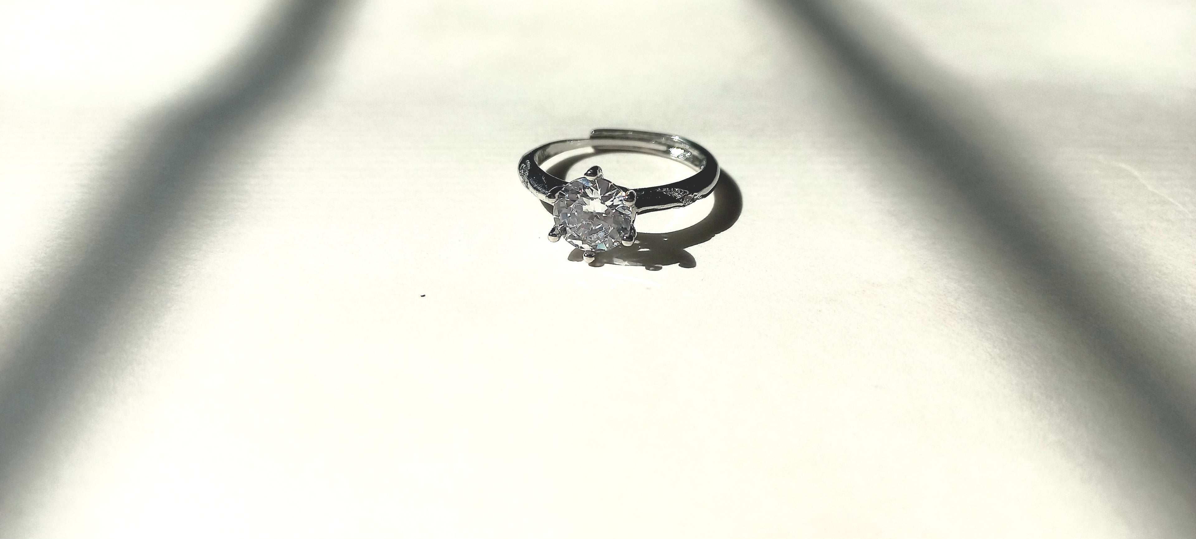 Solitaria Ring Adjustable